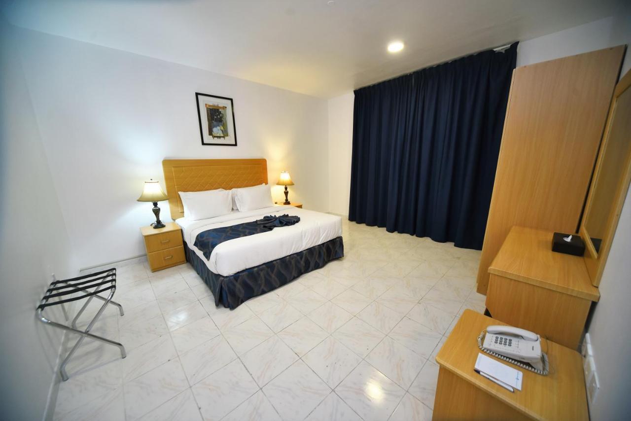 Alain Hotel Apartments Аджман Екстер'єр фото